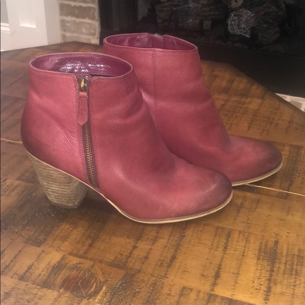 BP Burgundy boots